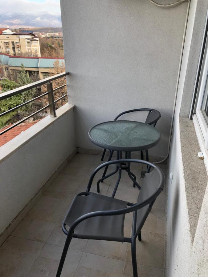 Cozy Apartment In The City Center Skopje Eksteriør billede