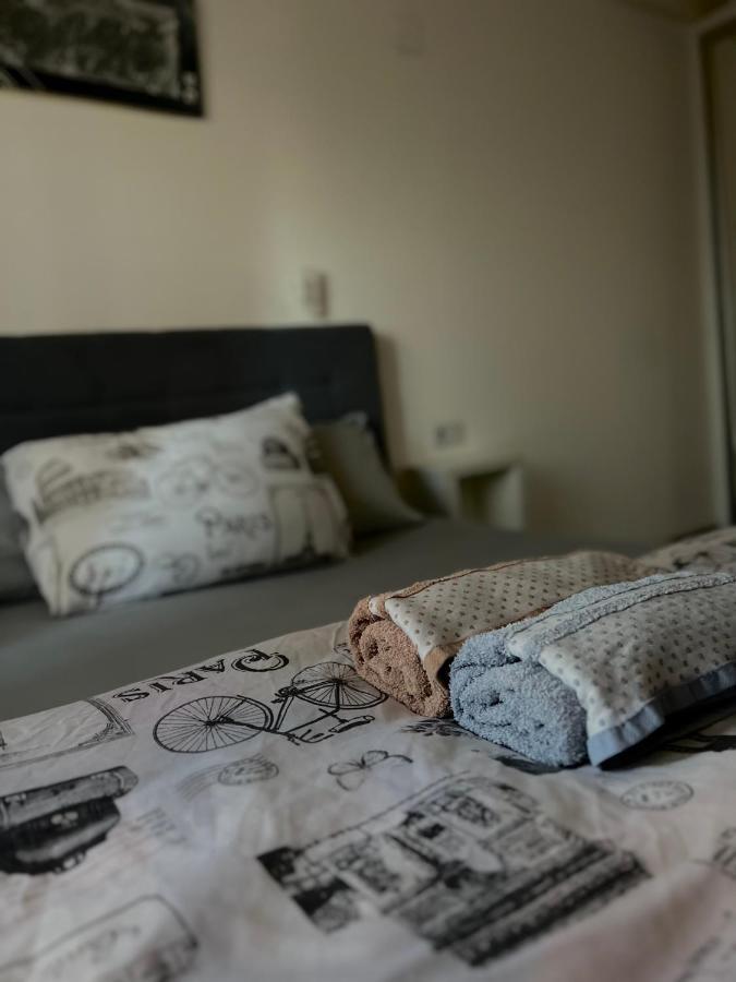 Cozy Apartment In The City Center Skopje Eksteriør billede